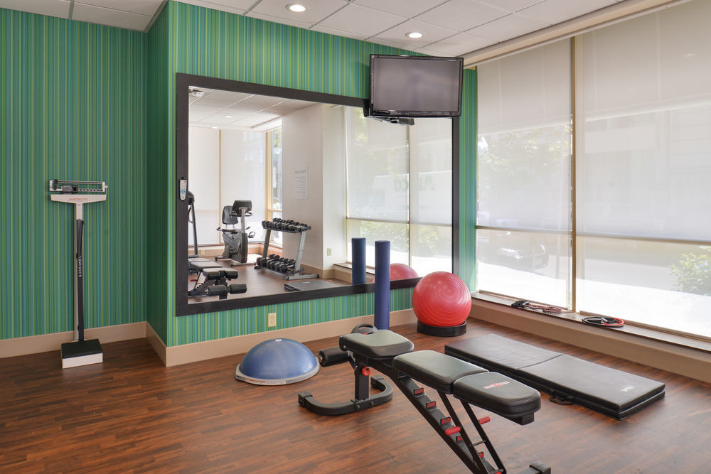 Holiday Inn Express & Suites Buffalo Downtown By Ihg Exterior foto