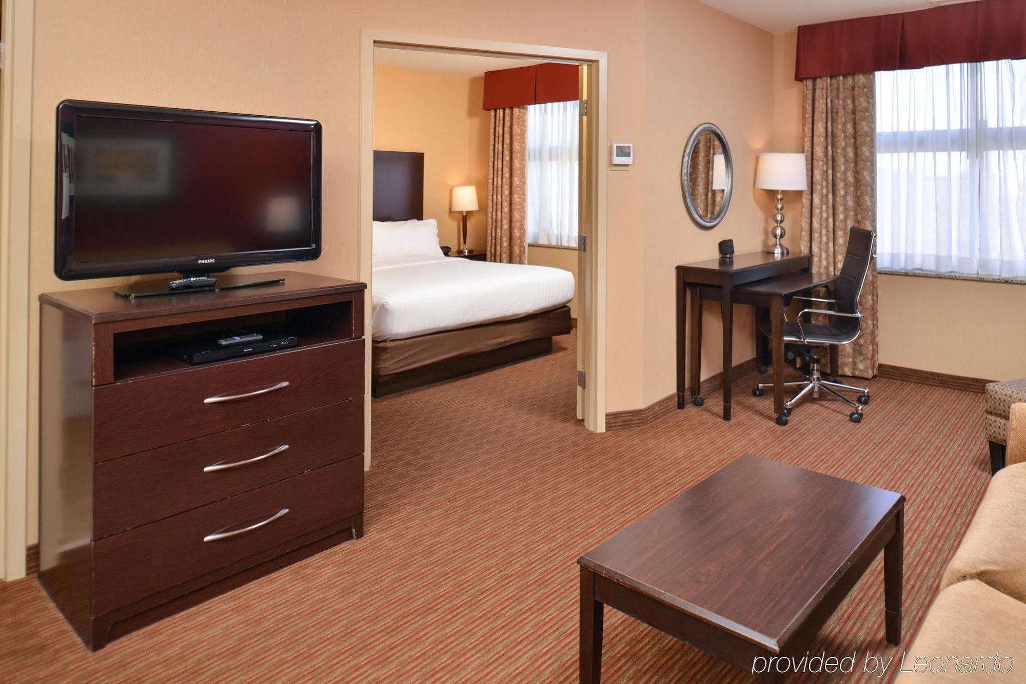 Holiday Inn Express & Suites Buffalo Downtown By Ihg Exterior foto