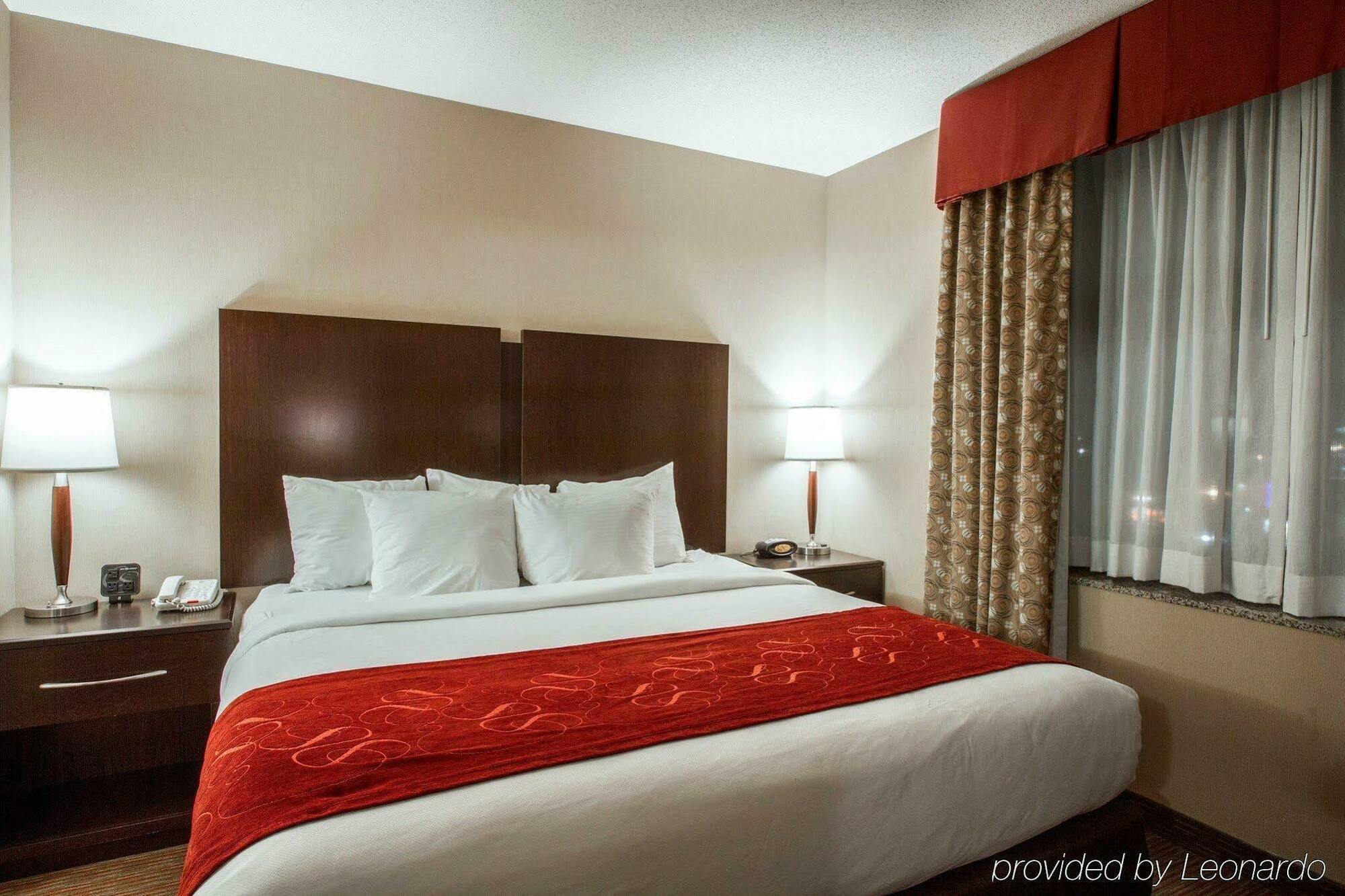 Holiday Inn Express & Suites Buffalo Downtown By Ihg Exterior foto